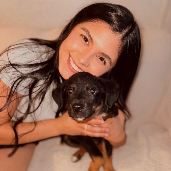 Meet your Posher, Victoria - Picture 1 of 1